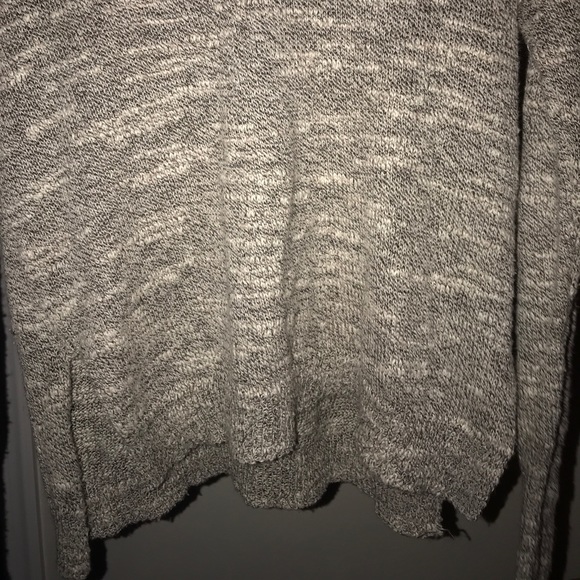 Hollister xs/s grey sweater - Picture 2 of 4